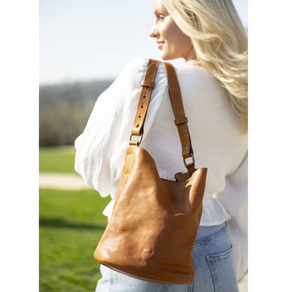 MOORE & GILES Leather Bucket Crossbody Bag - Camel